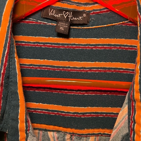Velvet Heart Multicolor Striped Shirt size xl - Picture 3 of 4